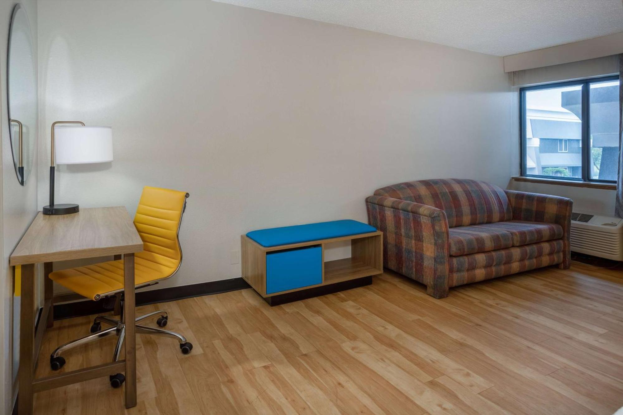Days Inn By Wyndham Pleasant Prairie Kenosha Εξωτερικό φωτογραφία