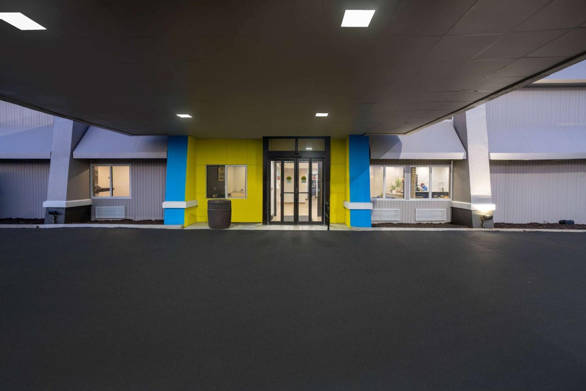 Days Inn By Wyndham Pleasant Prairie Kenosha Εξωτερικό φωτογραφία